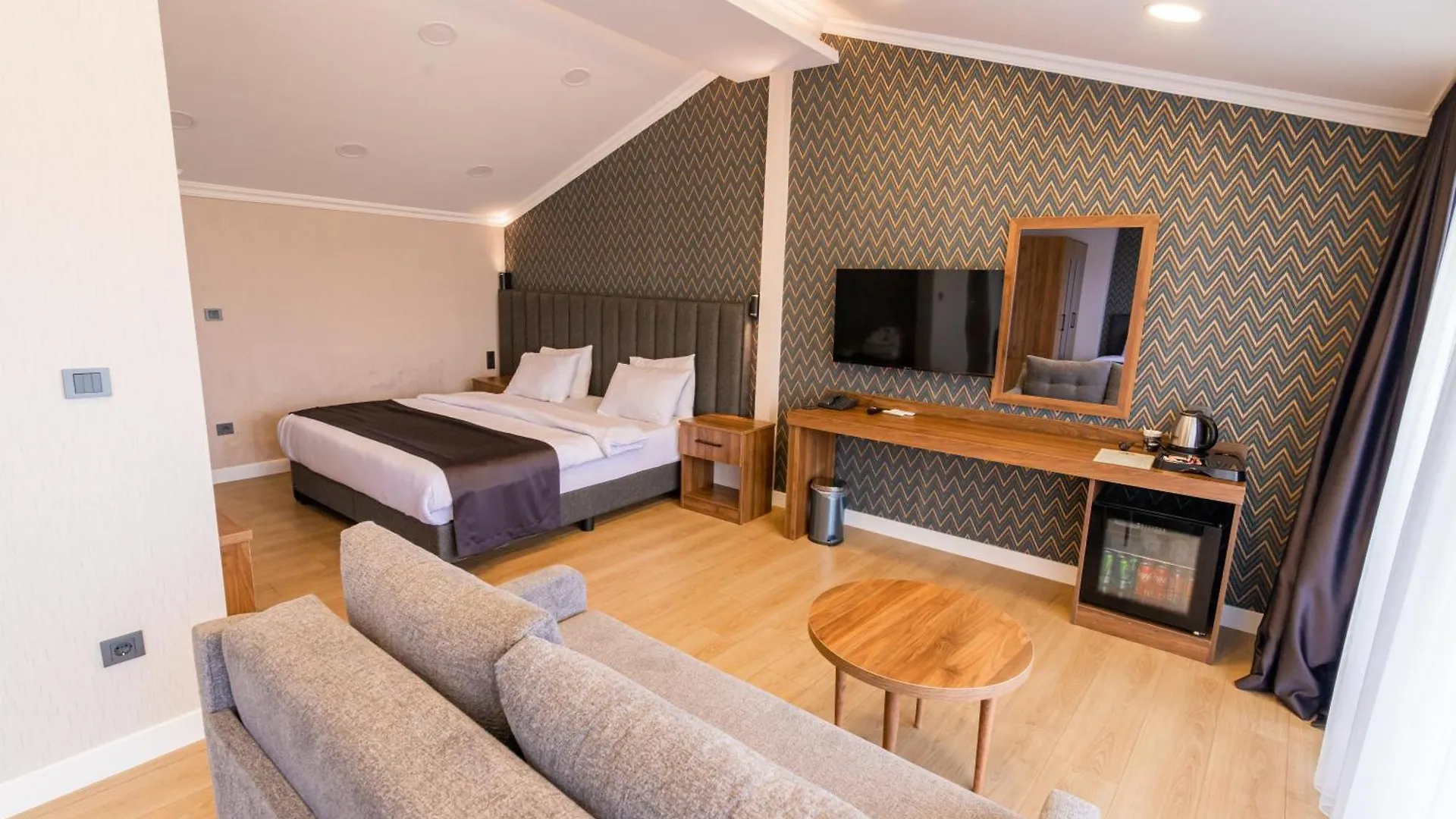 Eoeb Taksim Hotel ترابزون