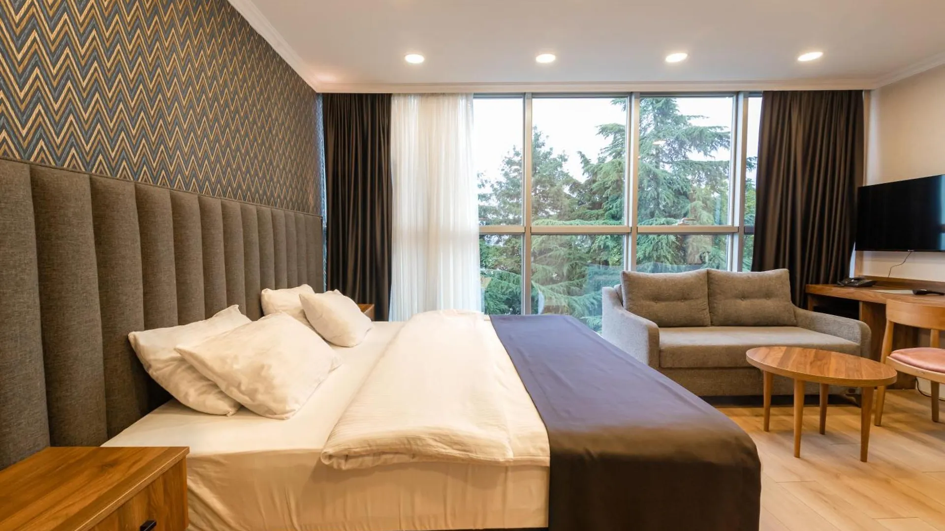 Eoeb Taksim Hotel ترابزون 0*,  تركيا