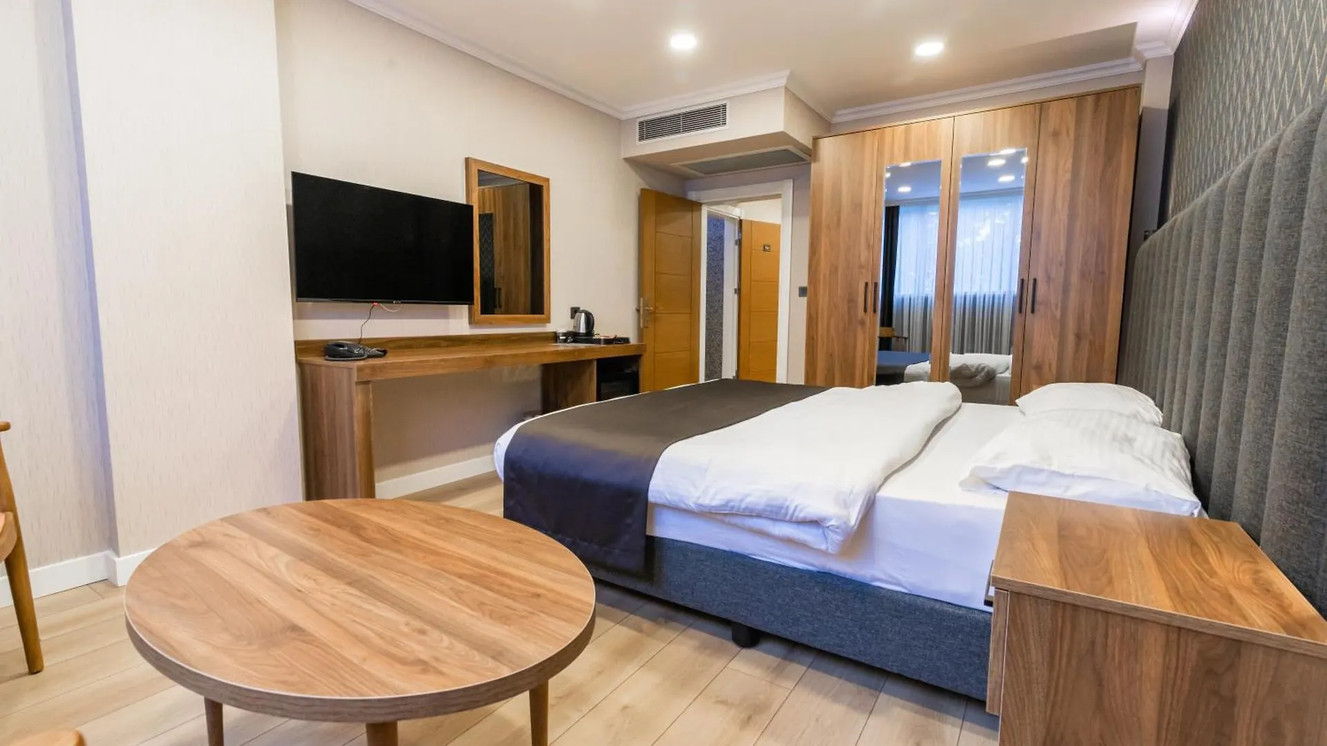 Eoeb Taksim Hotel ترابزون