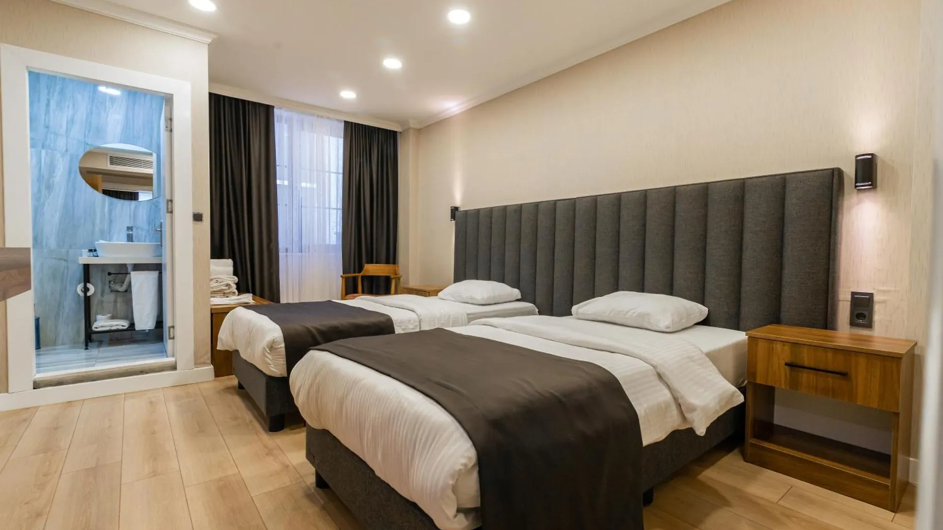 Eoeb Taksim Hotel ترابزون